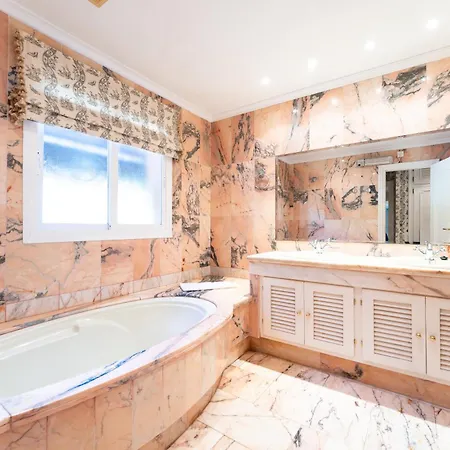 別荘 Amazing Venalmar エステポナ